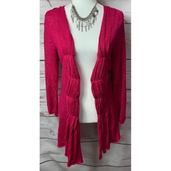 NWOT Anthro Moth Plunge Fuchsia Ruffle Cardigan - Picture 1 of 7